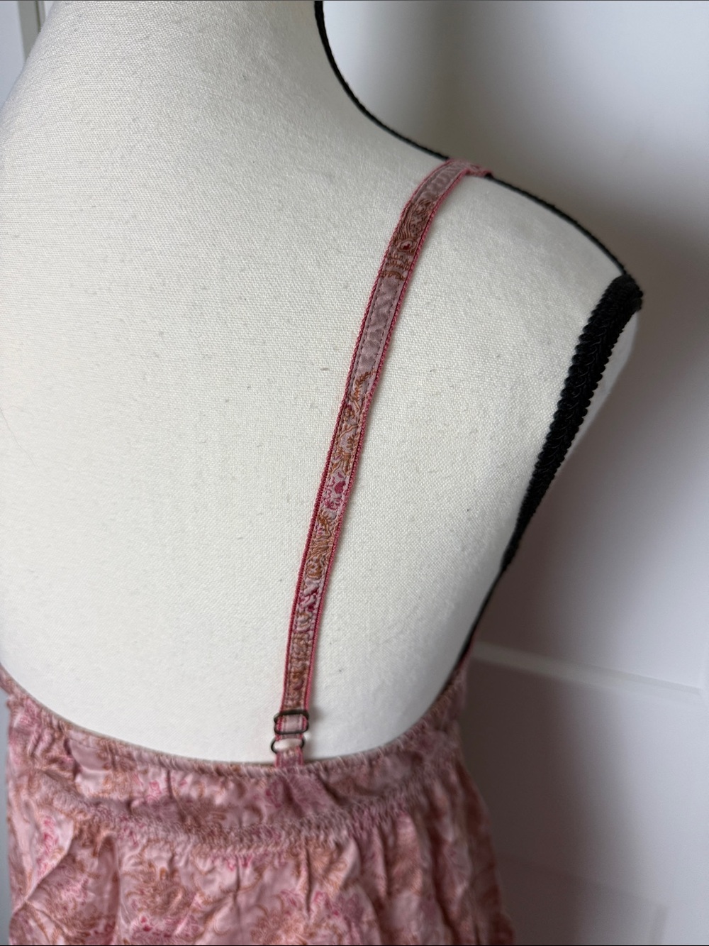 Vintage Victoria Secret Y2K 100% silk chemise slip dress cottage core euro small - Picture 6 of 8